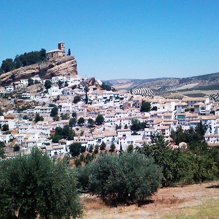 Hotel La Enrea Montefrío Esterno foto